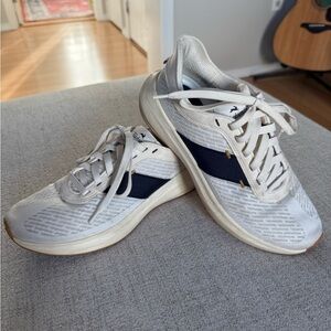 Tracksmith Eliot Runner
